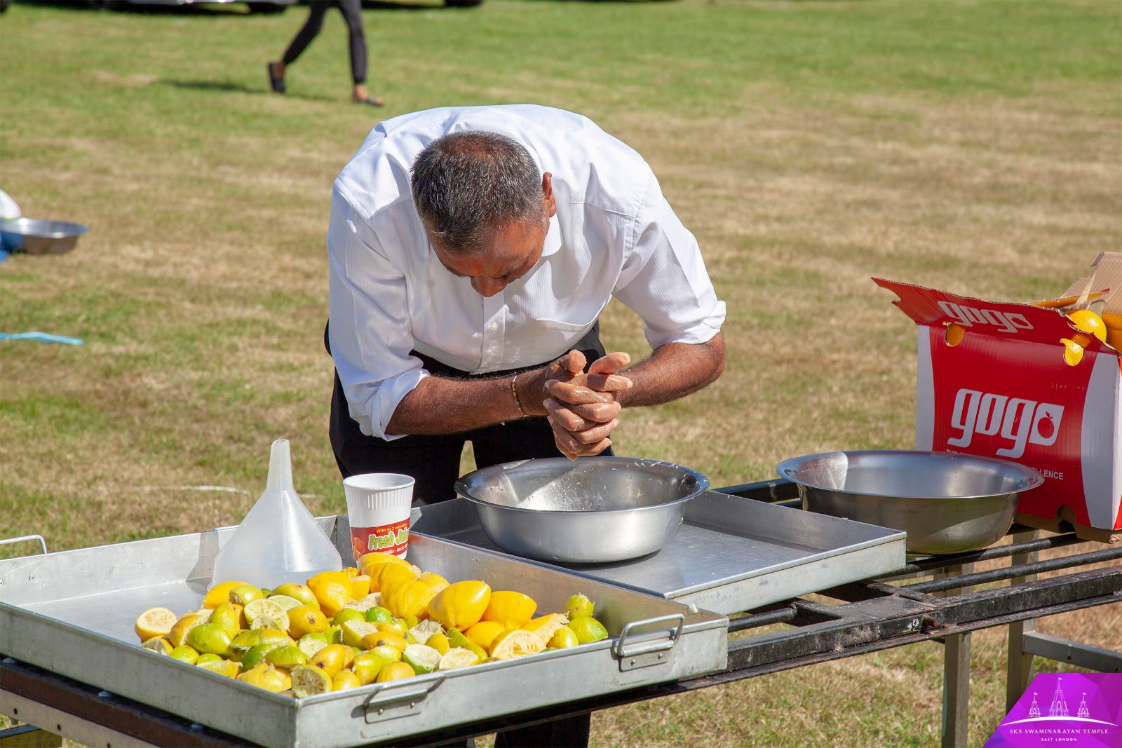 ©1987-2017 SKS Swaminarayan Temple East London